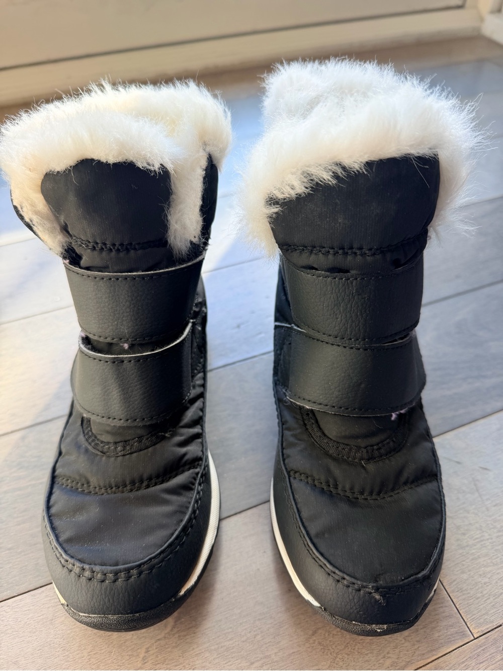 Kids Black Winter Snow Boots with White Faux Fur
